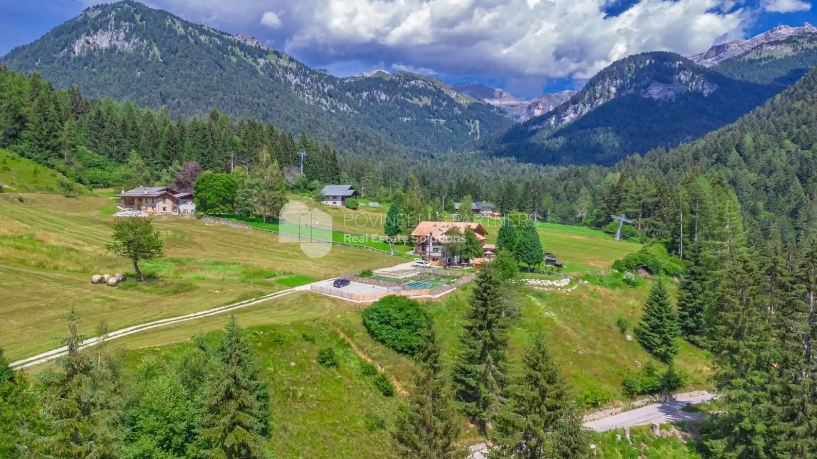 Appartamento in vendita a Pinzolo