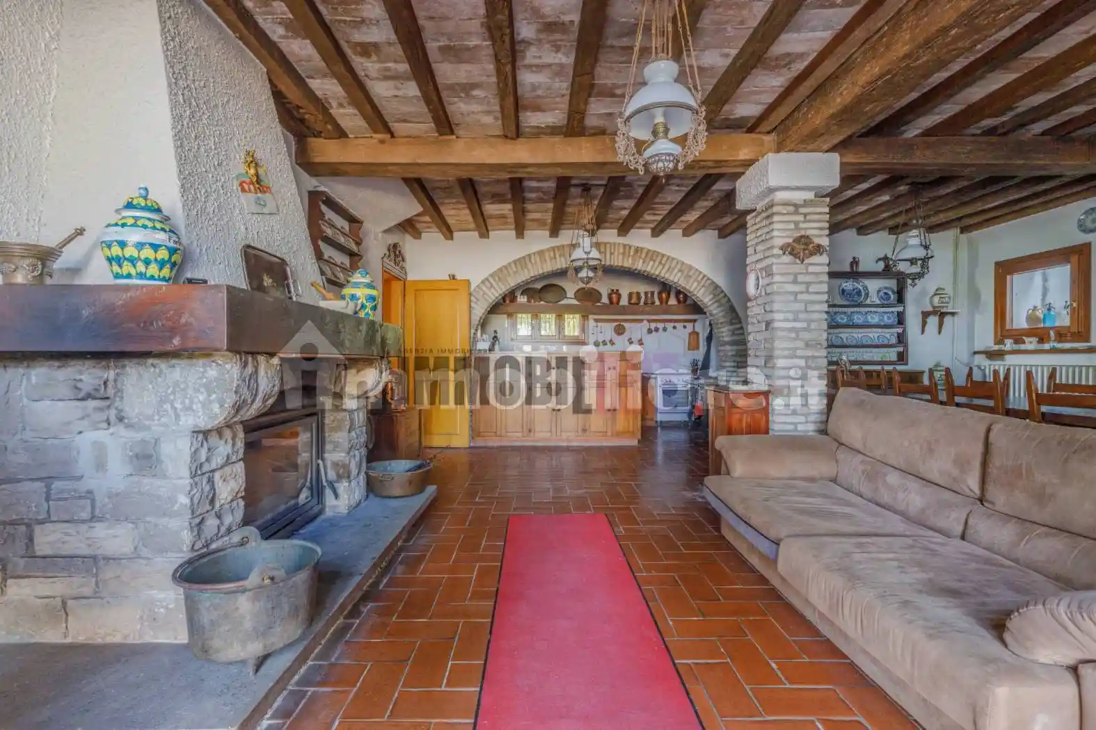 Villa in affitto a Canossa