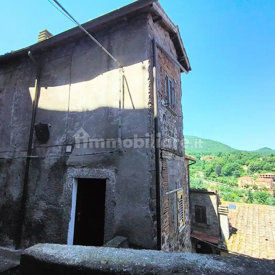 Appartamento in vendita a Soriano nel Cimino