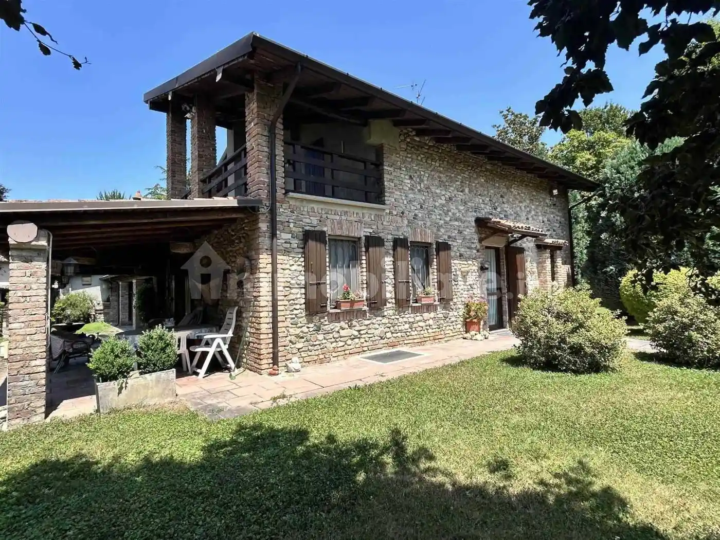Villa in vendita a Piacenza