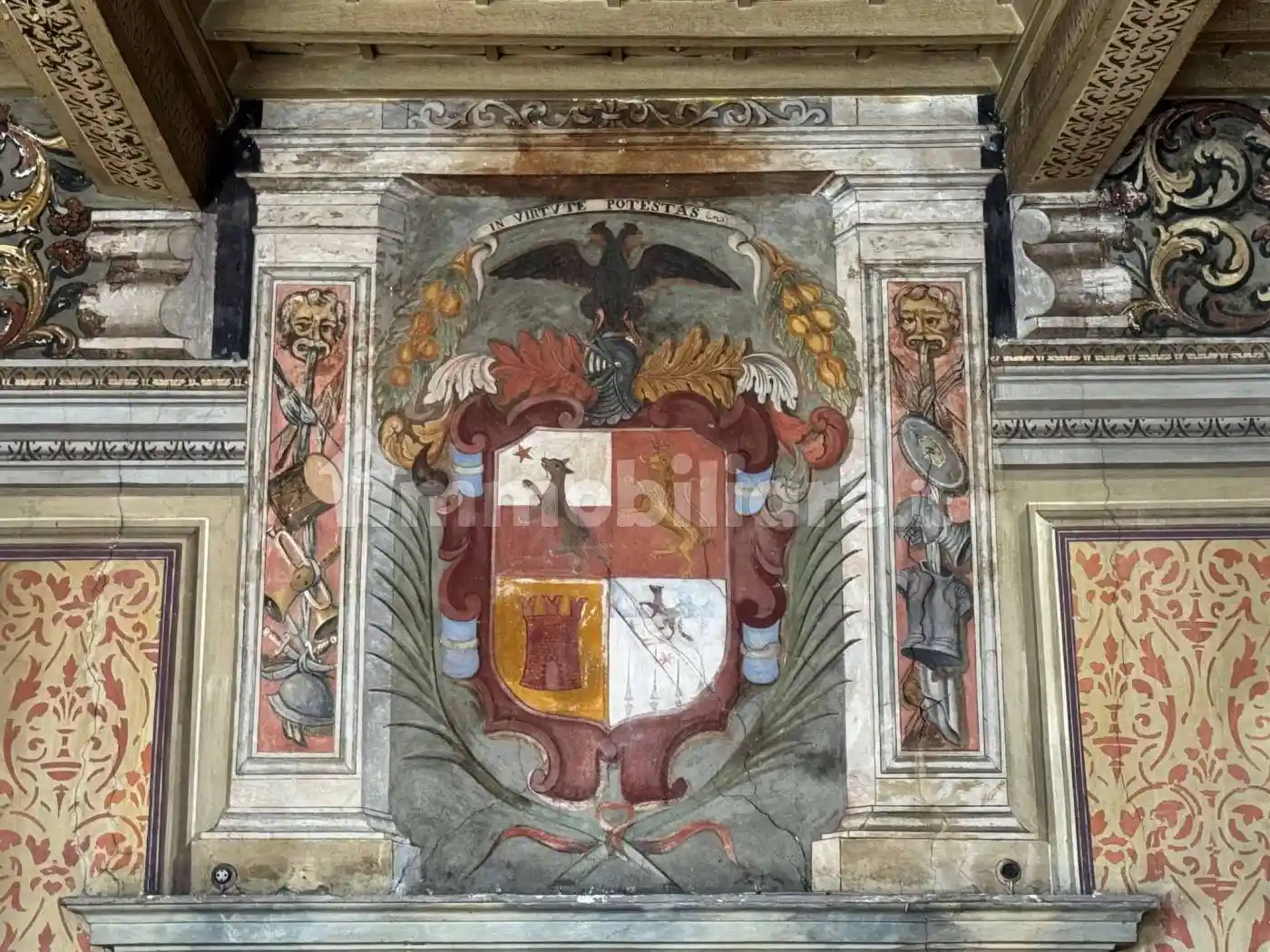 Palazzo - Edificio in vendita a Carrù