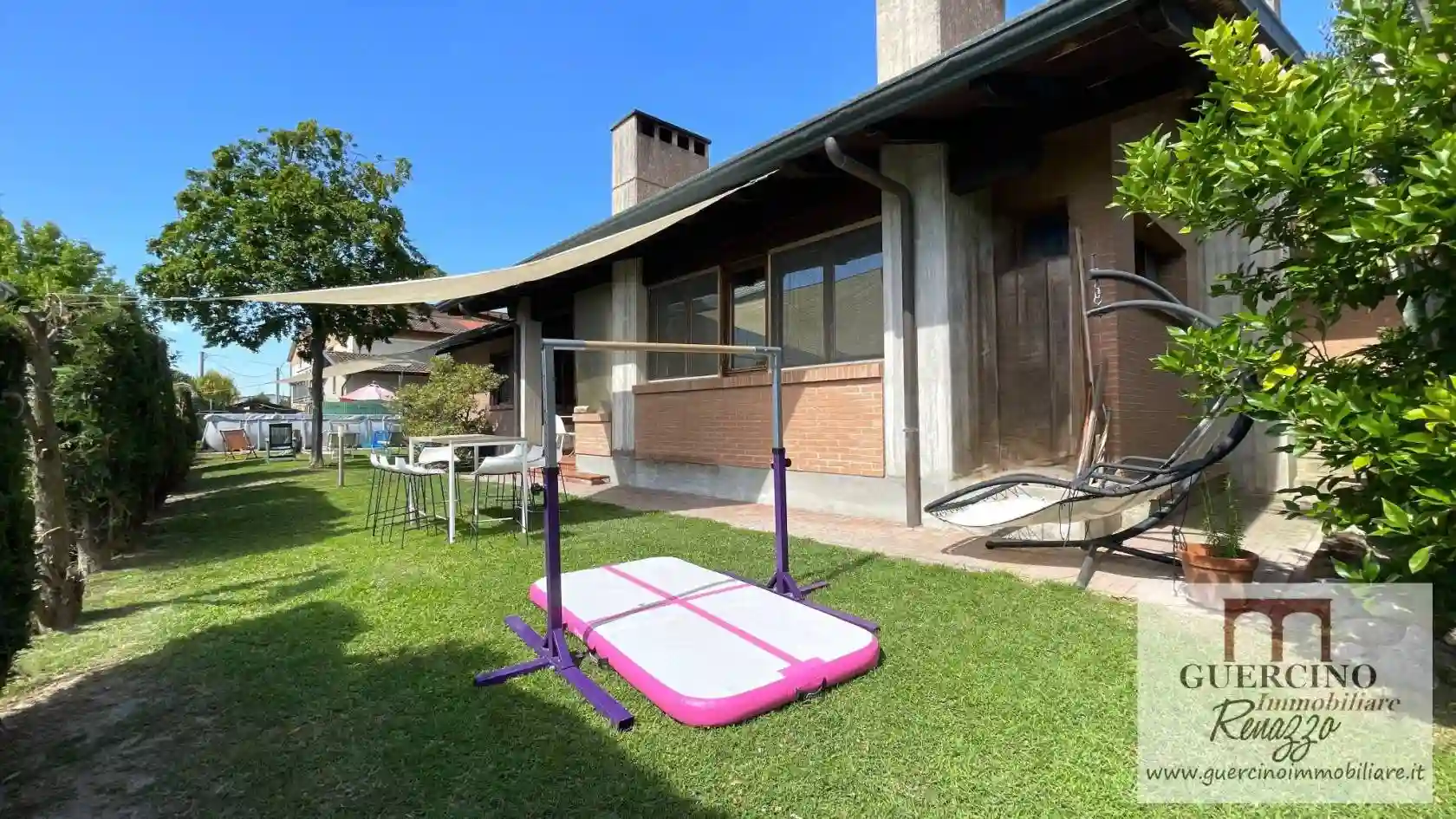 Villa - foto 2