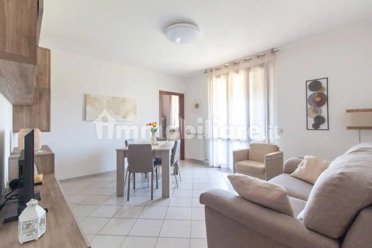 Appartamento in vendita a Cascina