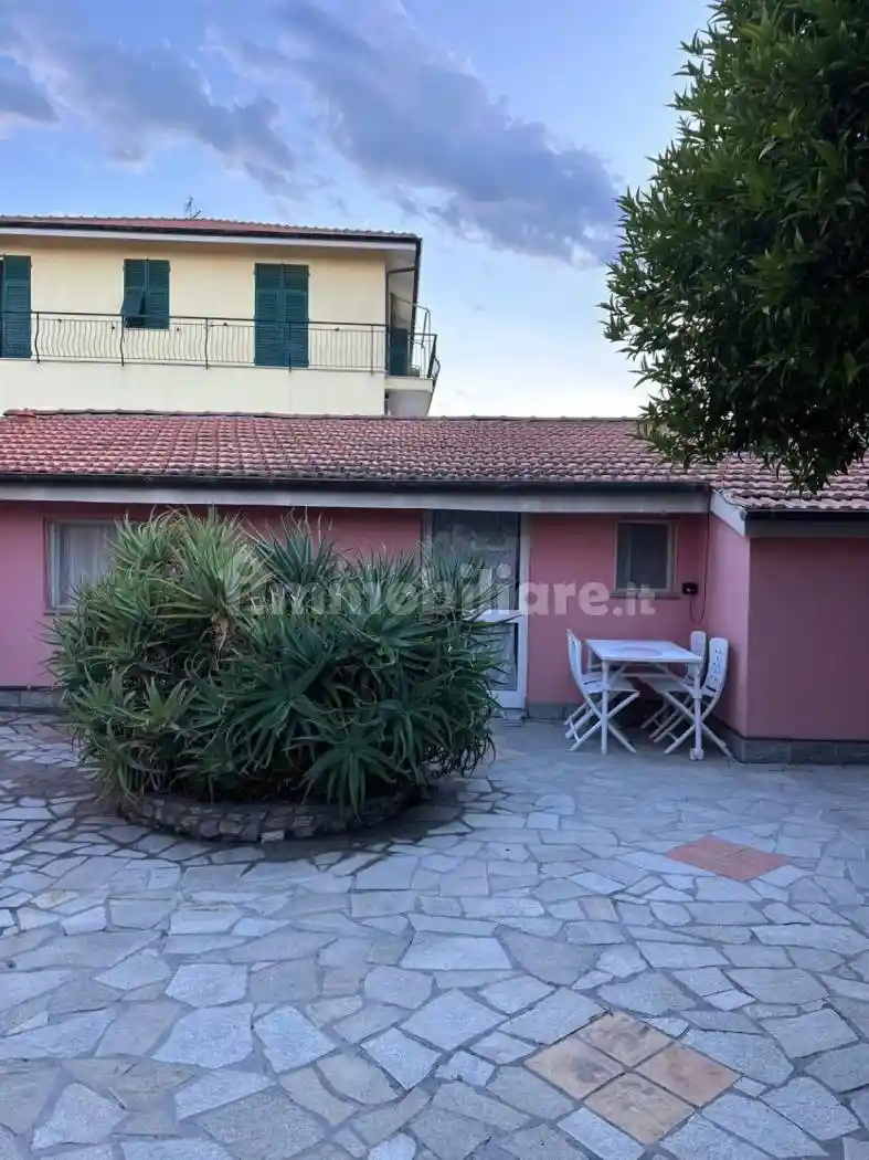 Appartamento in affitto a Cervo