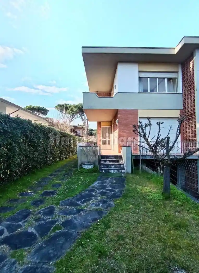 Villa in vendita a Pietrasanta