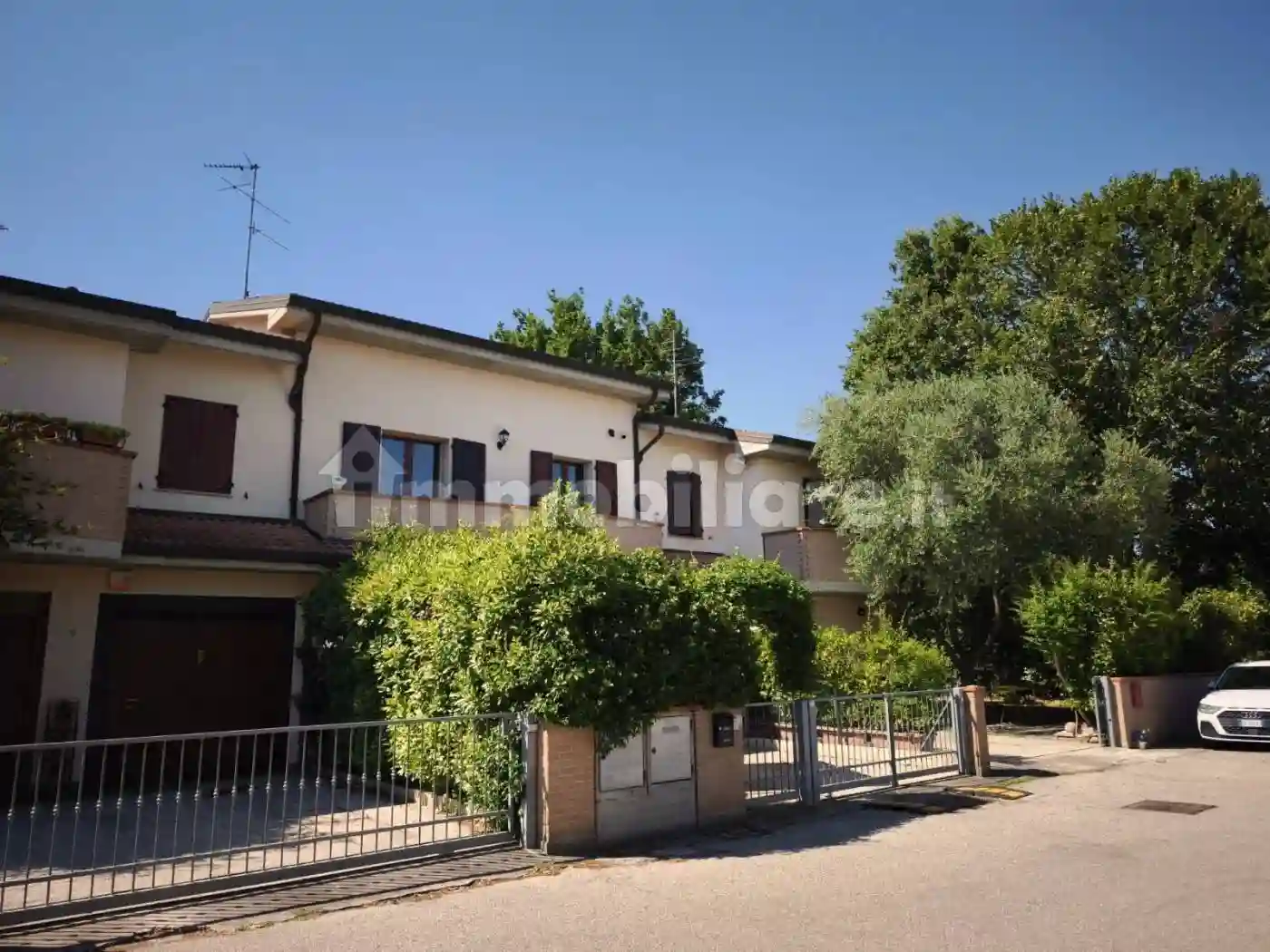 Villetta a schiera - foto 2