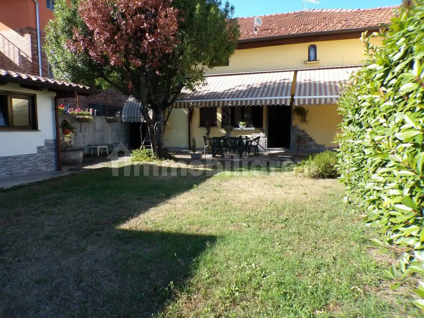 Casa indipendente in vendita a Cavaria con Premezzo
