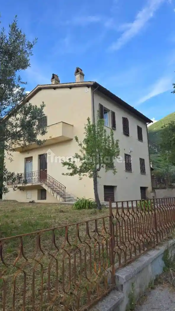 Appartamento in vendita a Foligno