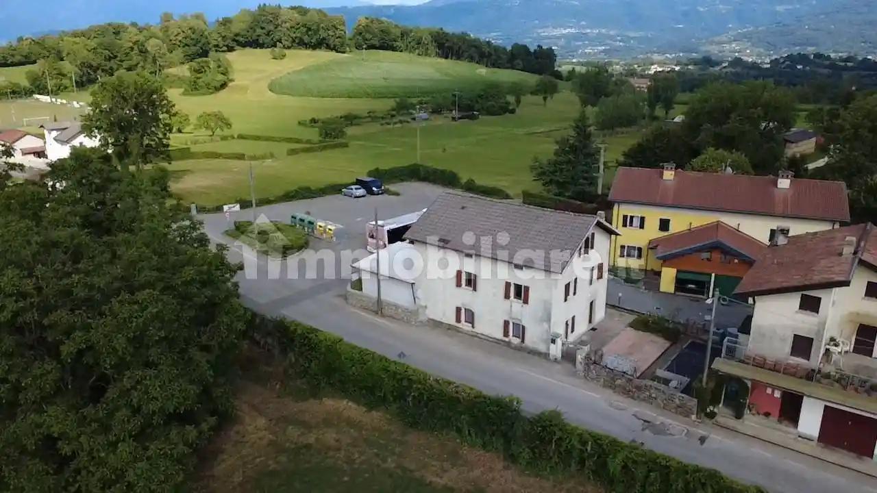 Casa indipendente in vendita a Belluno