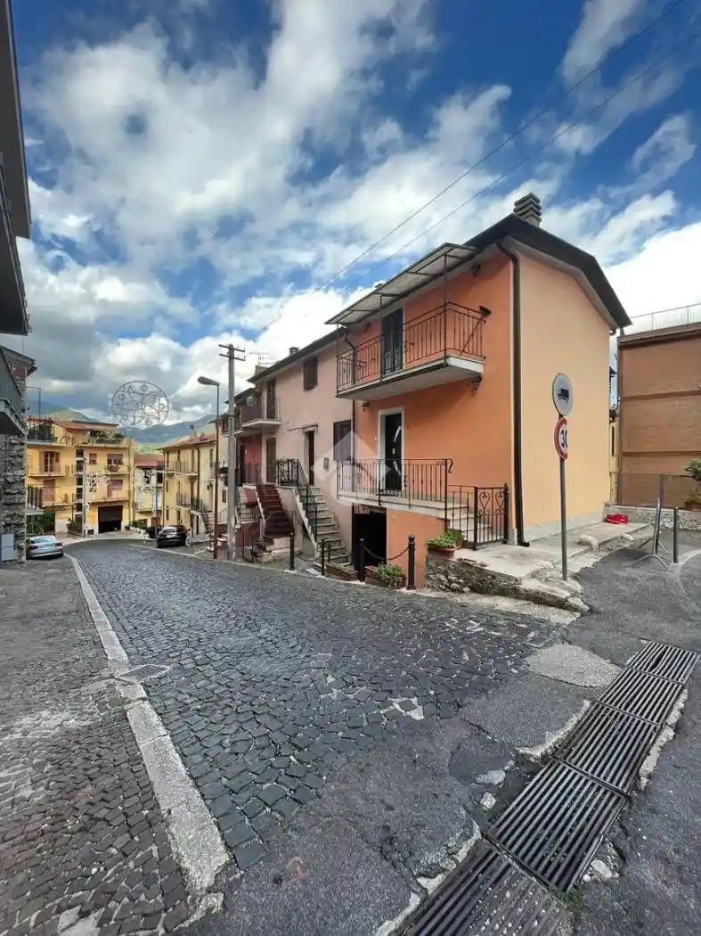 Appartamento in affitto a Roccagorga
