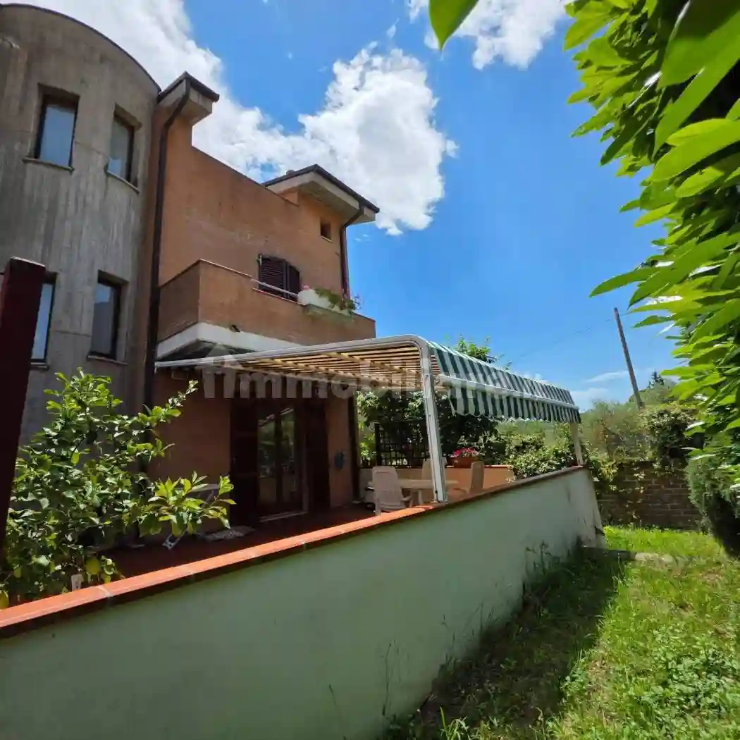 Villetta a schiera - foto 2