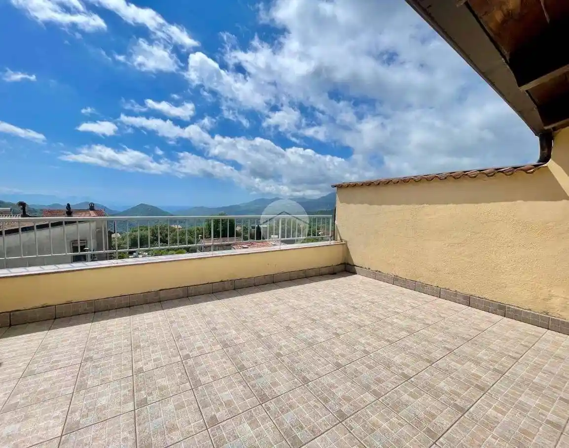 Appartamento in vendita a Torre Orsaia