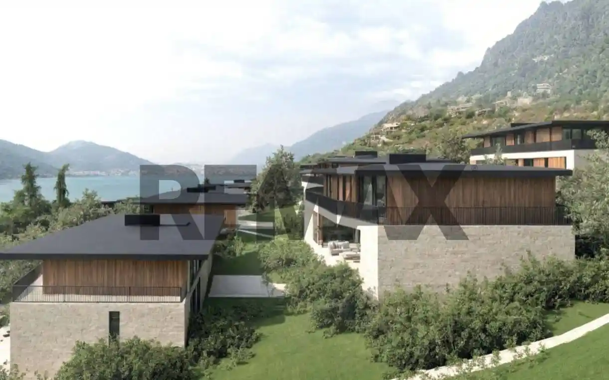 Palazzo - Edificio in vendita a Predore