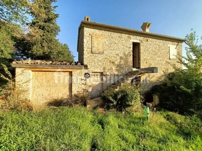 Rustico - Casale in vendita a Sant'Ippolito