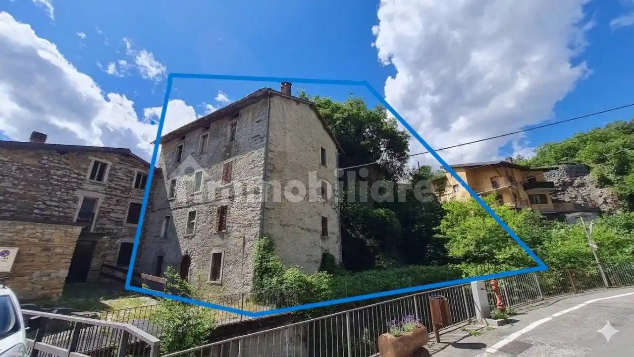 Rustico - Casale in vendita a Bienno