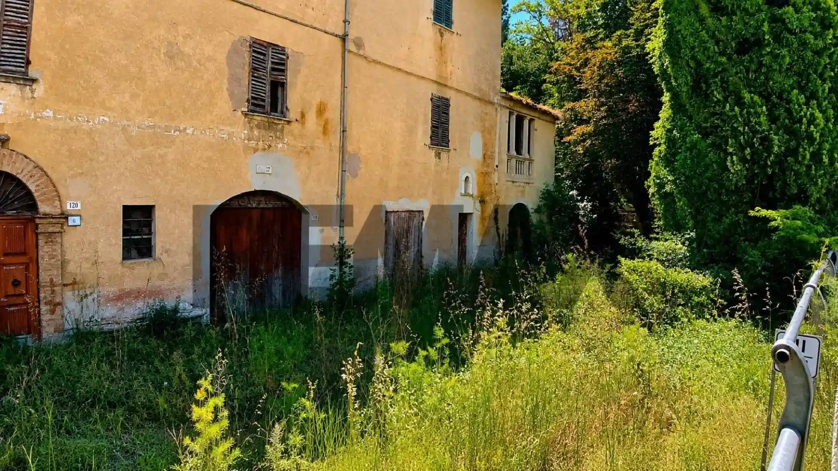 Rustico - Casale in vendita a Gualdo Tadino