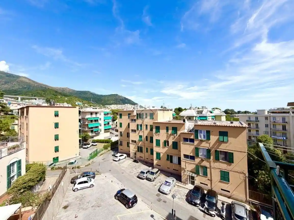 Appartamento in vendita a Genova