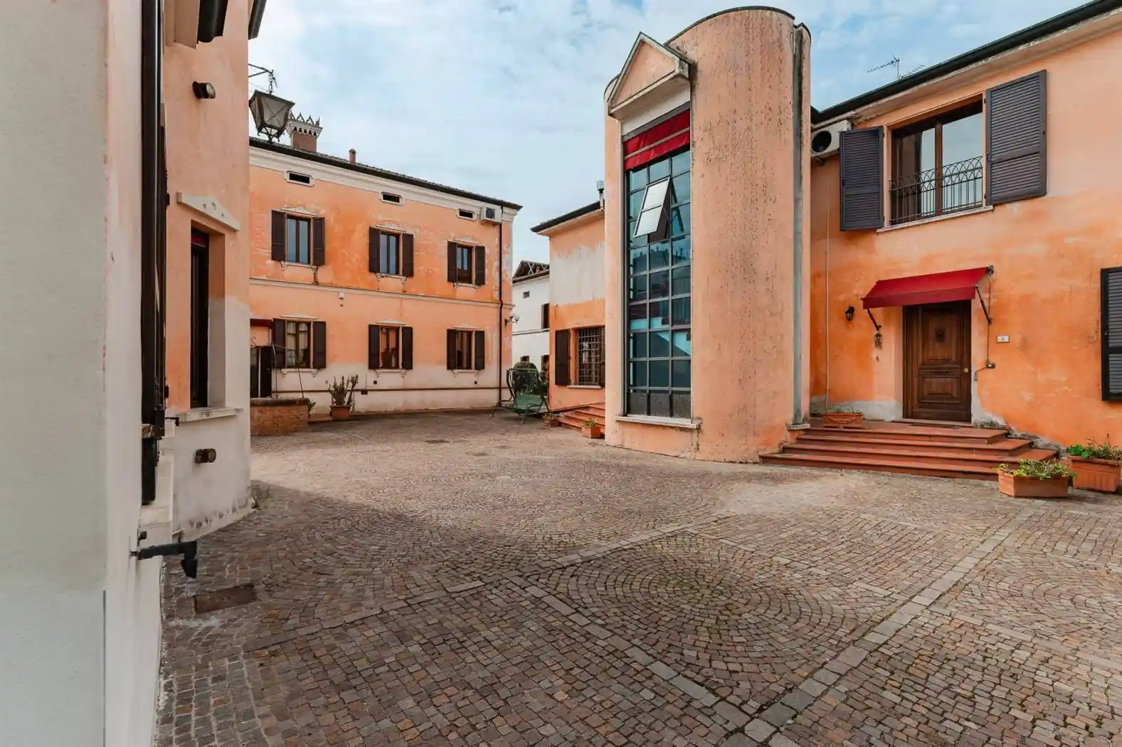 Casa indipendente in vendita a Suzzara