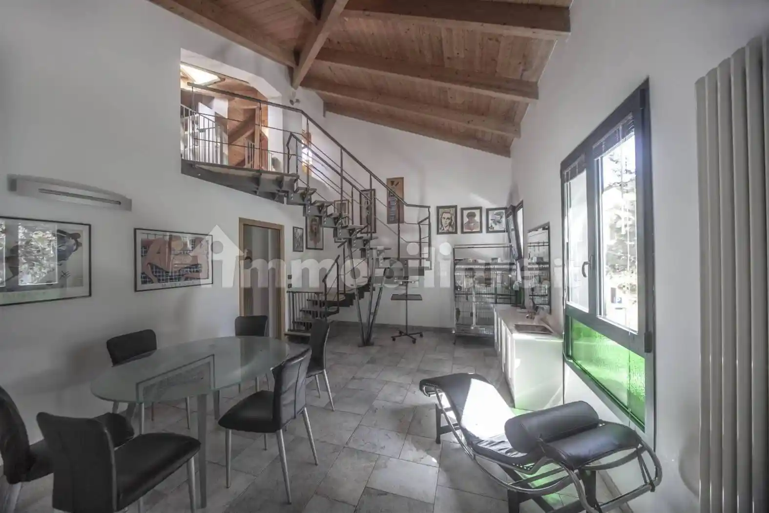 Appartamento in vendita a Falconara Marittima