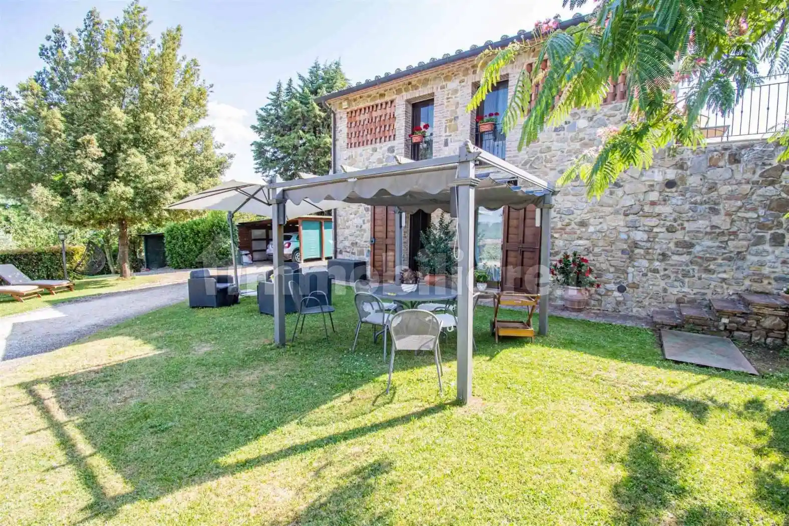 Rustico - Casale in vendita a Siena
