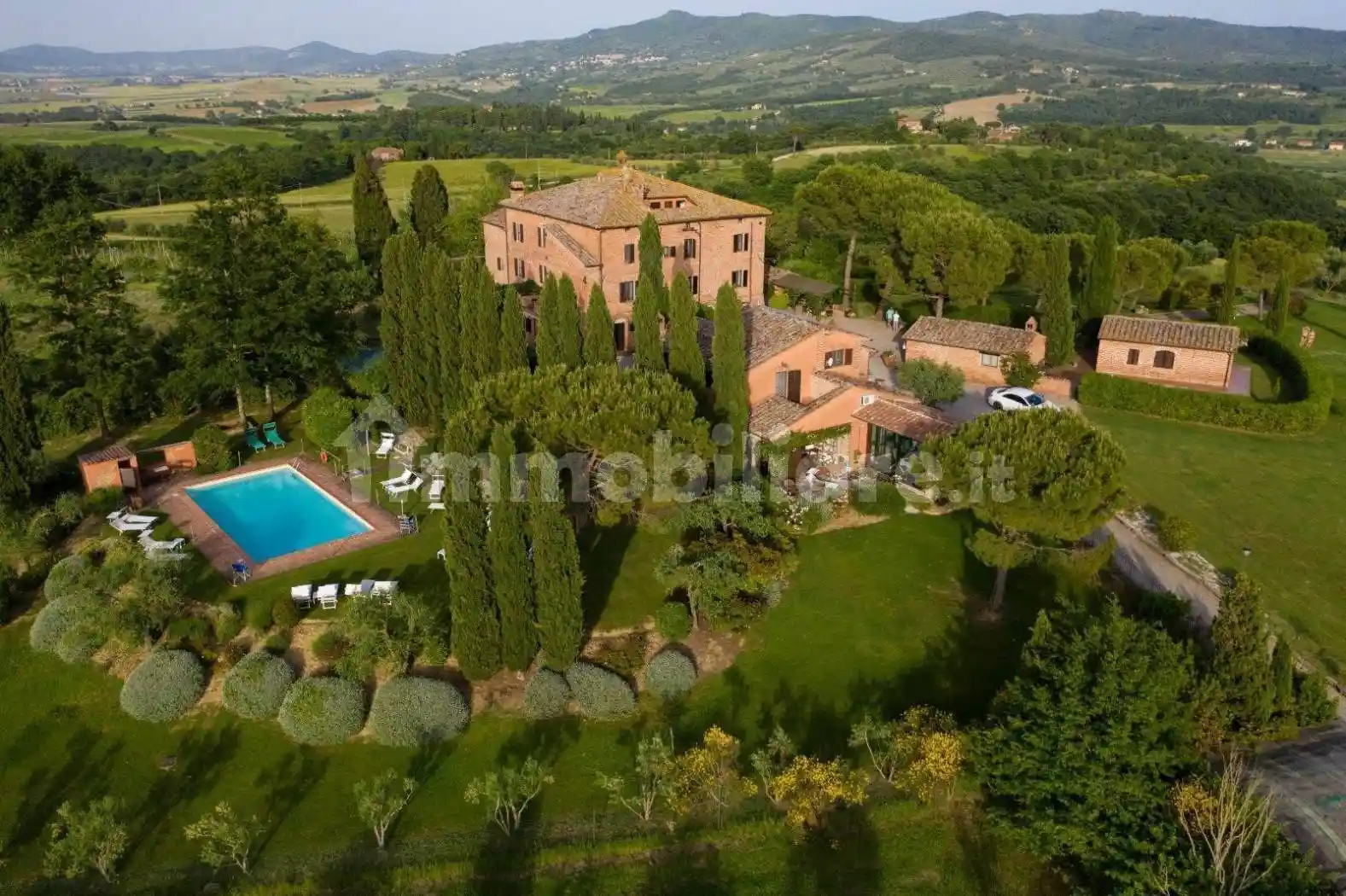 Rustico - Casale in vendita a Castiglione del Lago