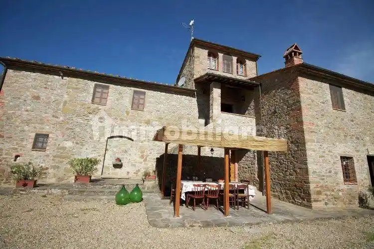 Rustico - Casale in vendita a Bucine