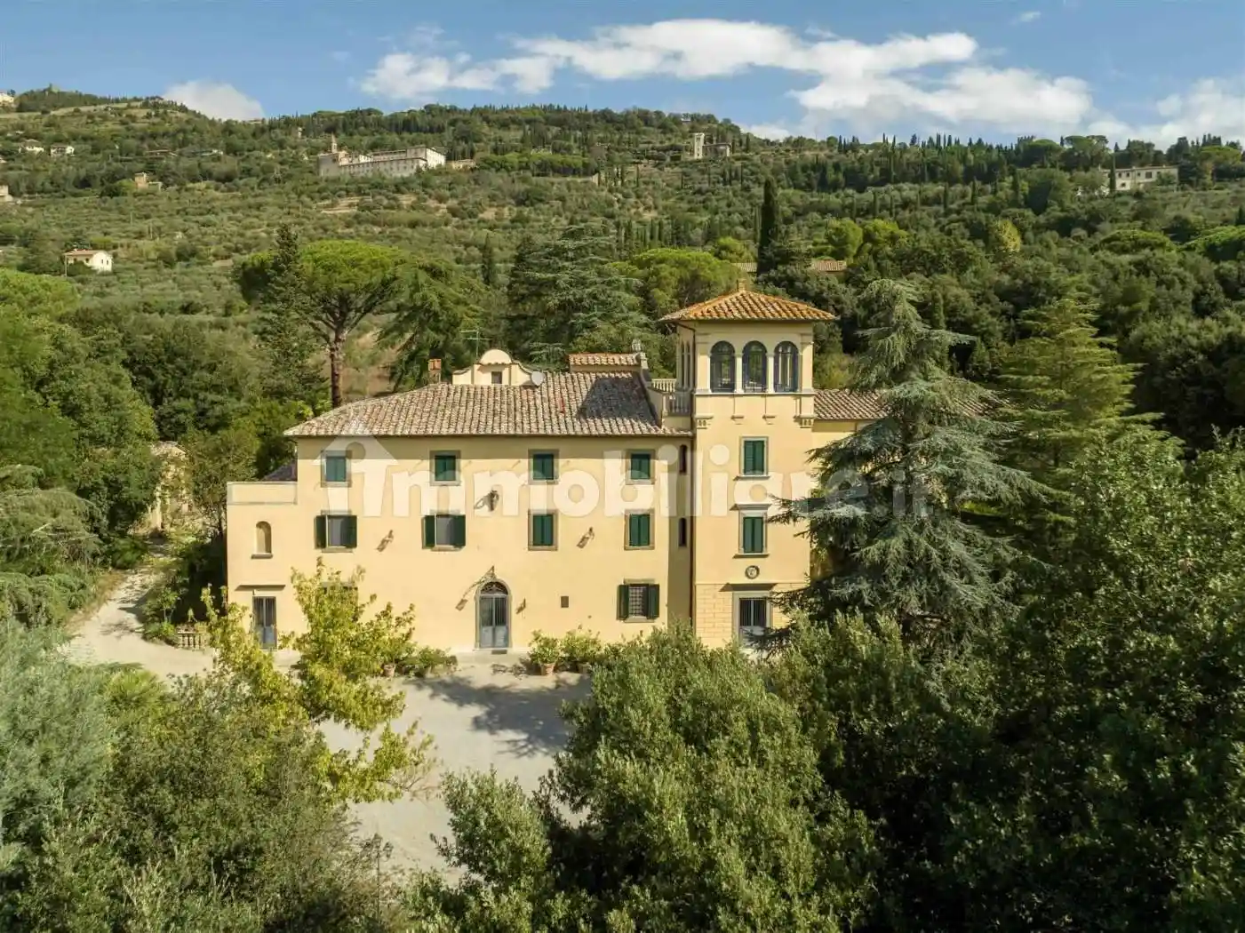 Villa in vendita a Cortona