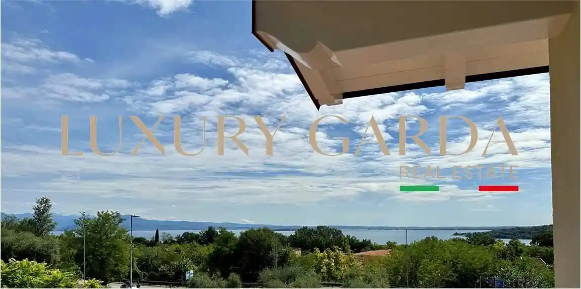 Villa in vendita a Padenghe sul Garda