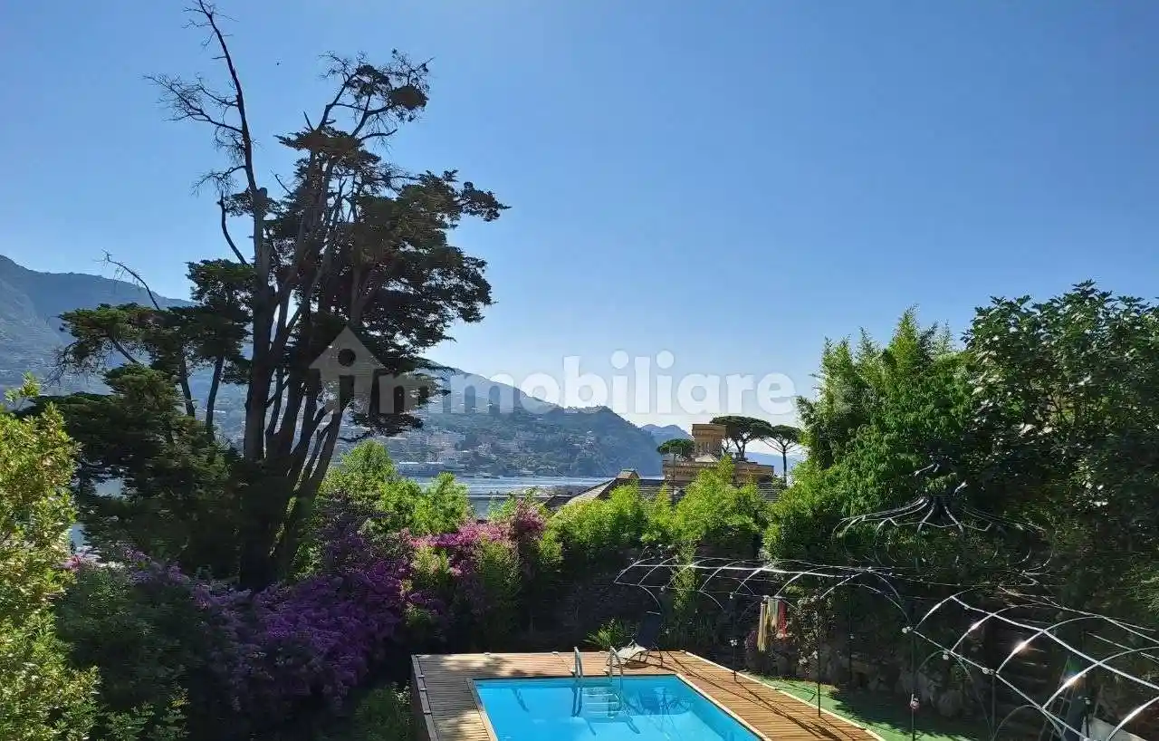 Villa in affitto a Rapallo