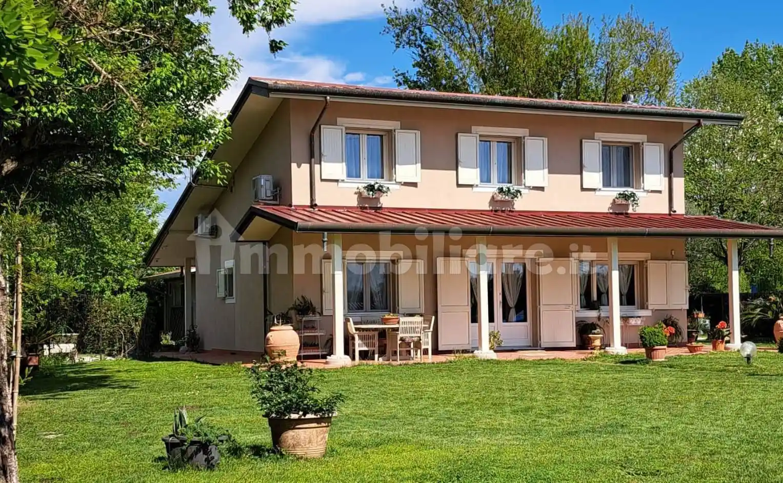 Villa in vendita a Viareggio