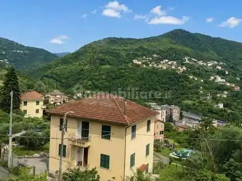 Appartamento in vendita a Genova