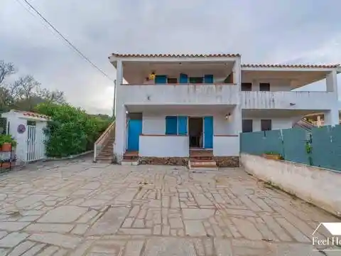 Villa in vendita a Olbia