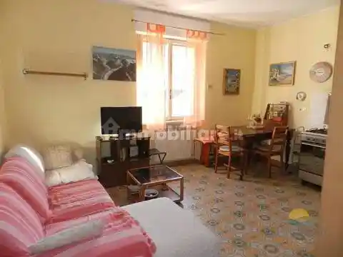 Appartamento in vendita a Isola del Cantone