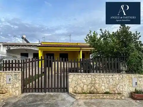 Villa in vendita a Taviano