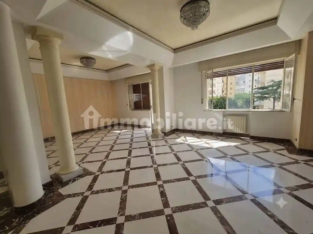 Appartamento in vendita a Palermo