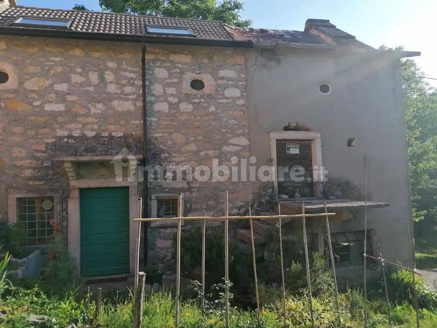 Rustico - Casale in vendita a Roverè Veronese