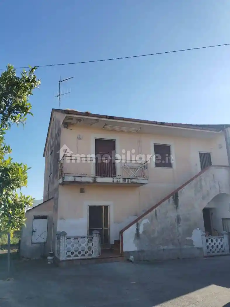 Rustico - Casale in vendita a Pontecagnano Faiano
