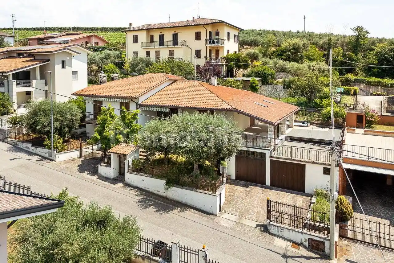Villa in vendita a Colognola Ai Colli