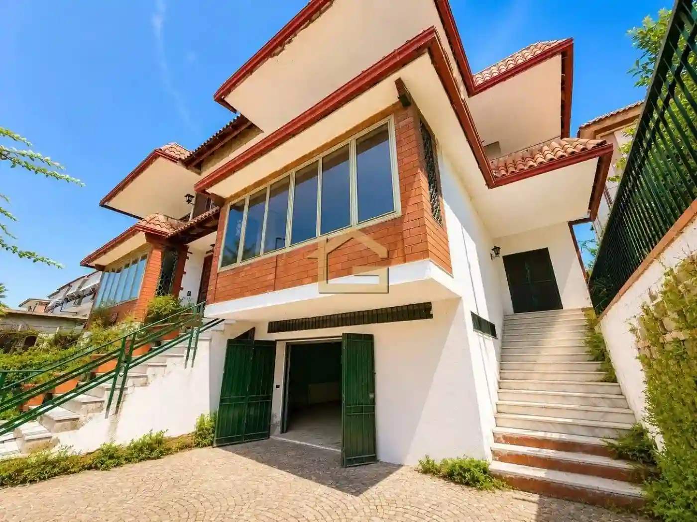 Villa - foto 2