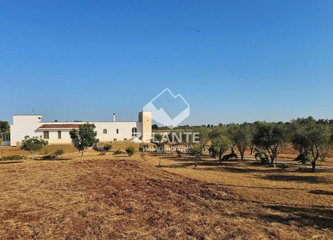 Villa in vendita a Surano