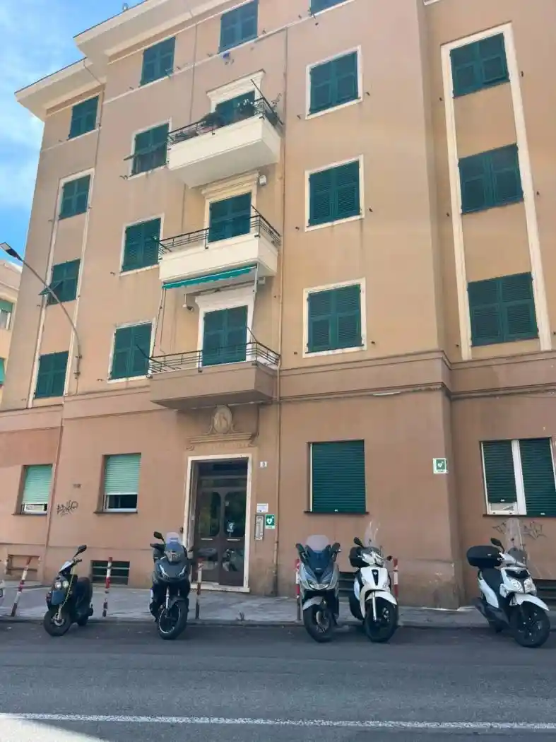 Appartamento in vendita a Genova