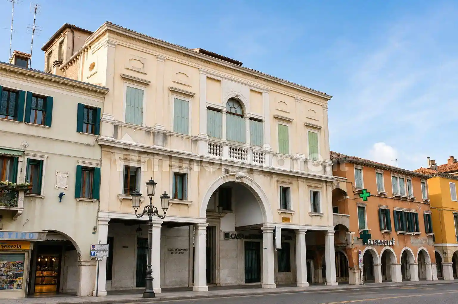 Palazzo - Edificio in vendita a Chioggia