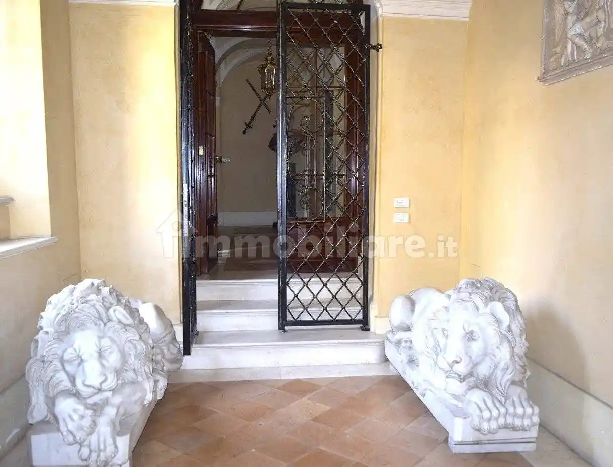 Villa in vendita a Montecosaro