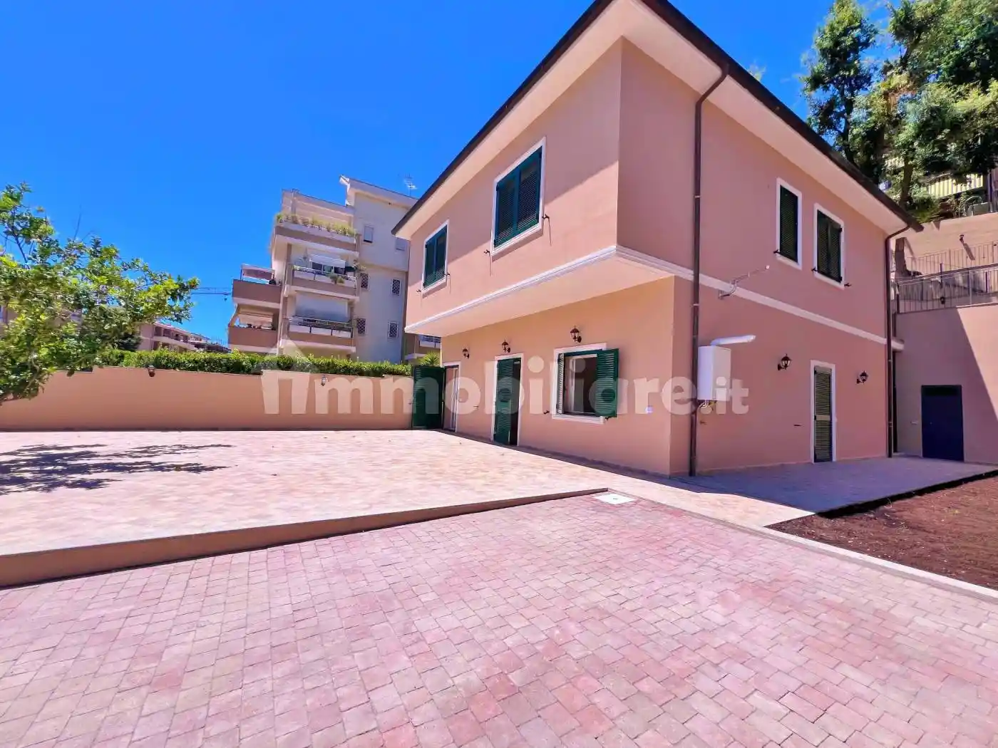 Casa indipendente in vendita a Roma