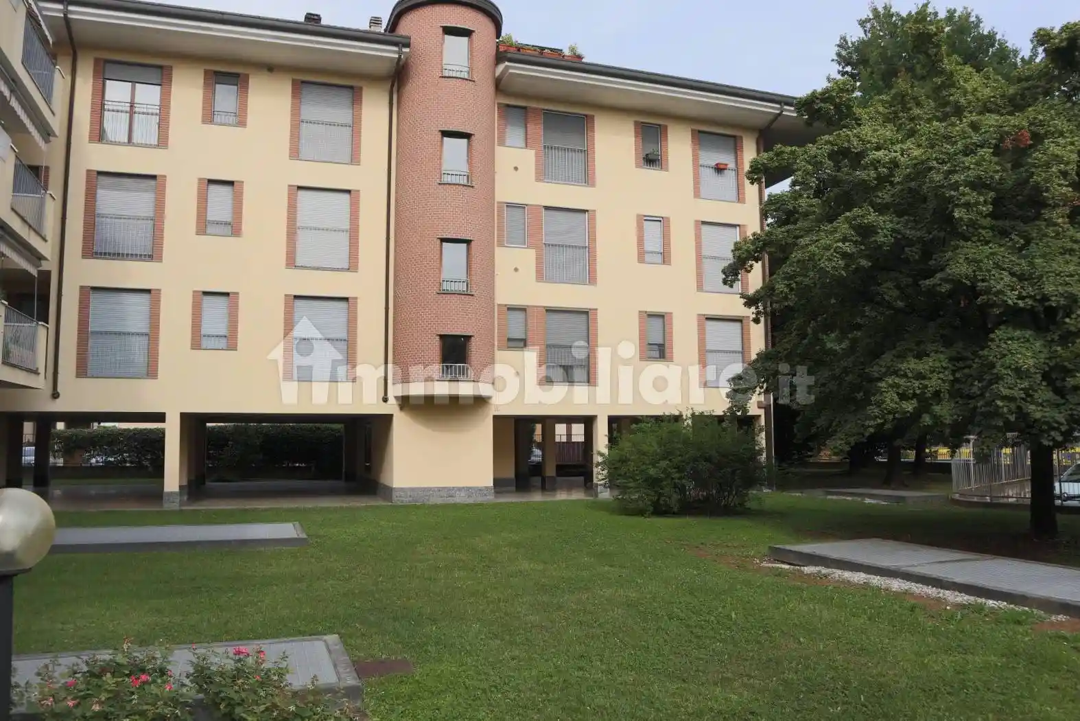 Appartamento in affitto a Monza