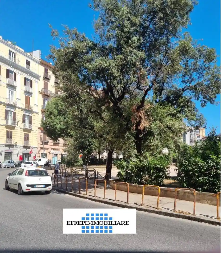 Appartamento in affitto a Napoli