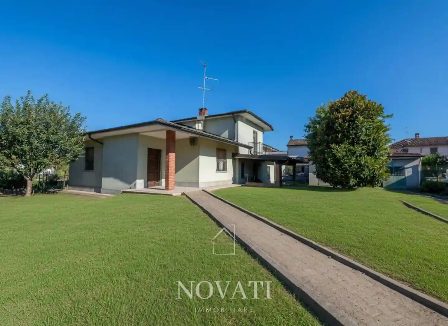 Villa - foto 2