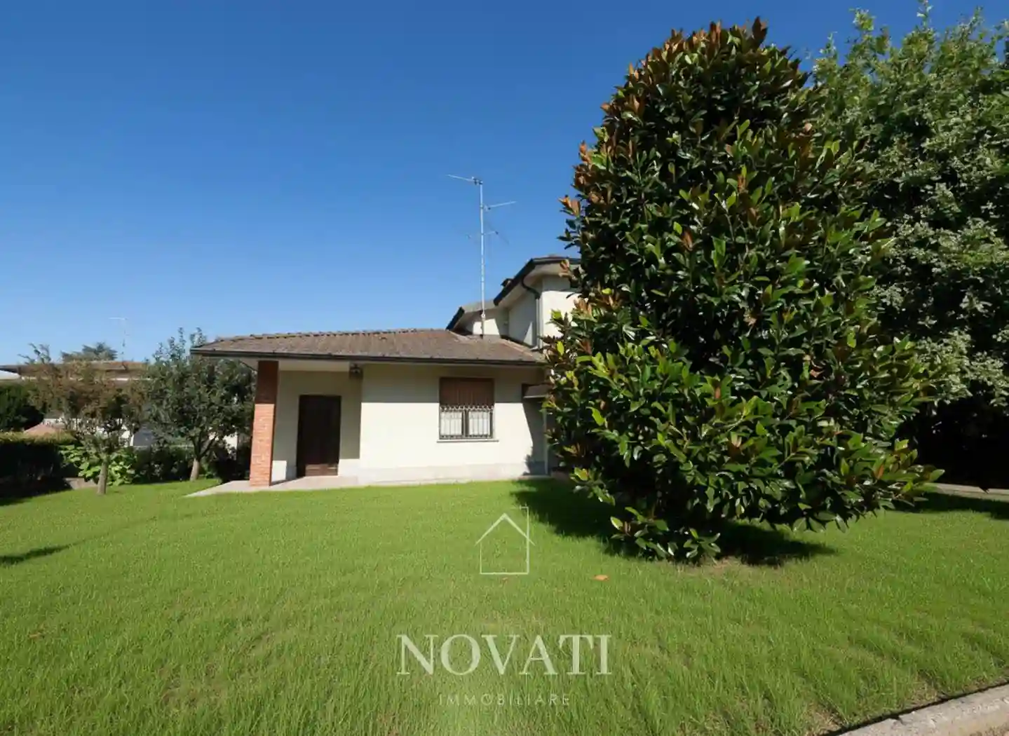 Villa - foto 3