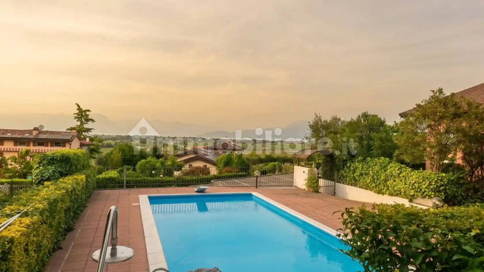 Appartamento in vendita a Peschiera del Garda