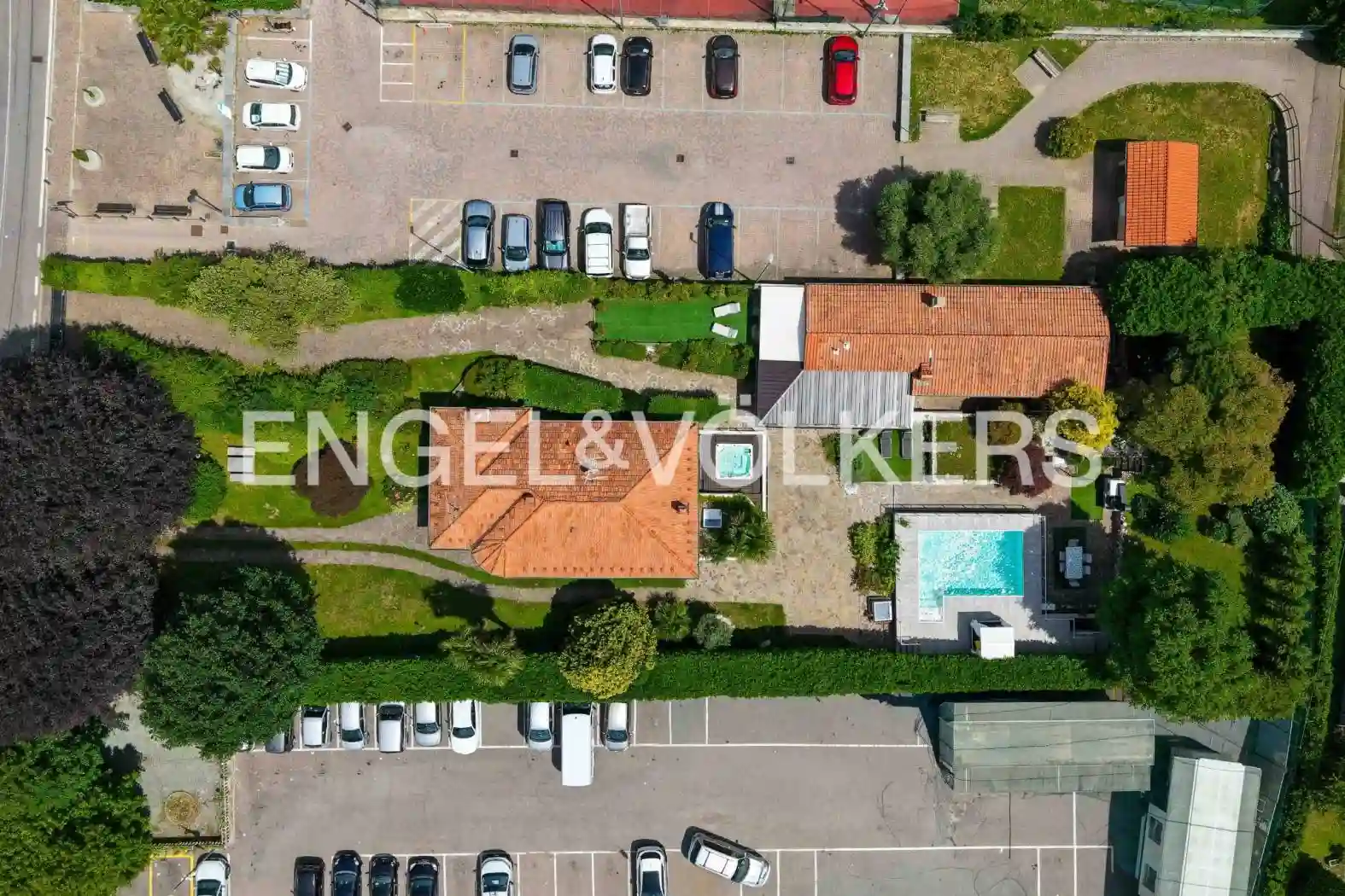 Villa - foto 2
